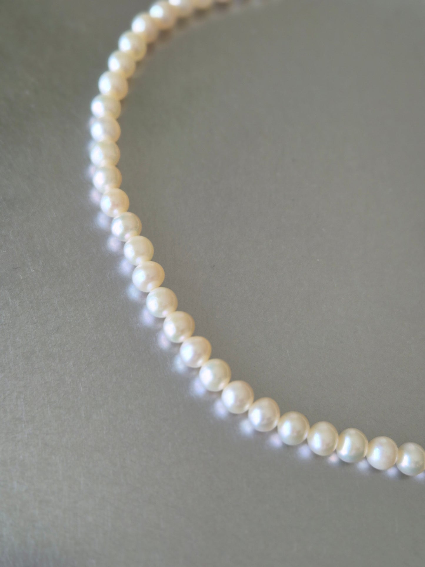 Classic Pearl Necklace
