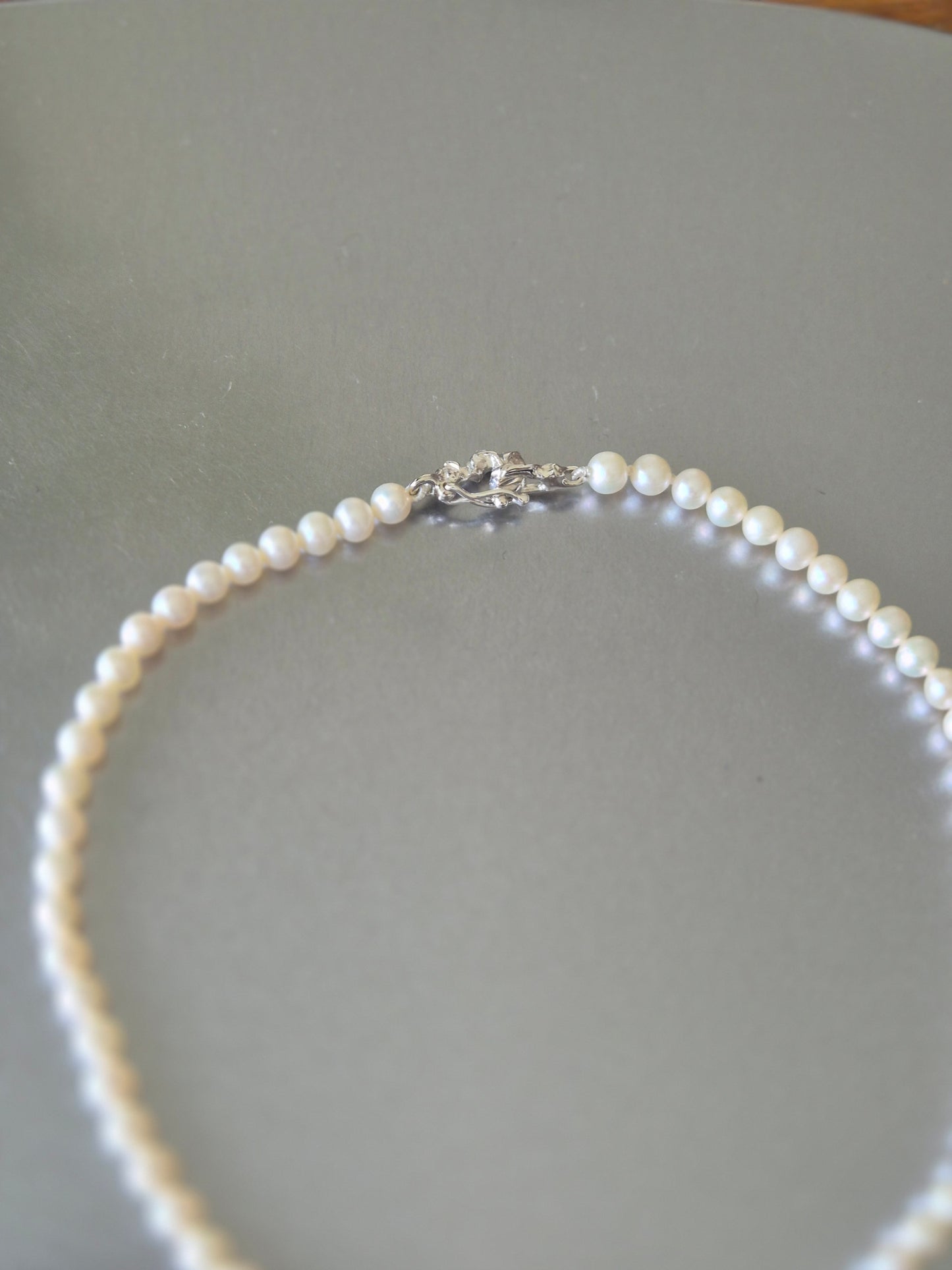 Classic Pearl Necklace
