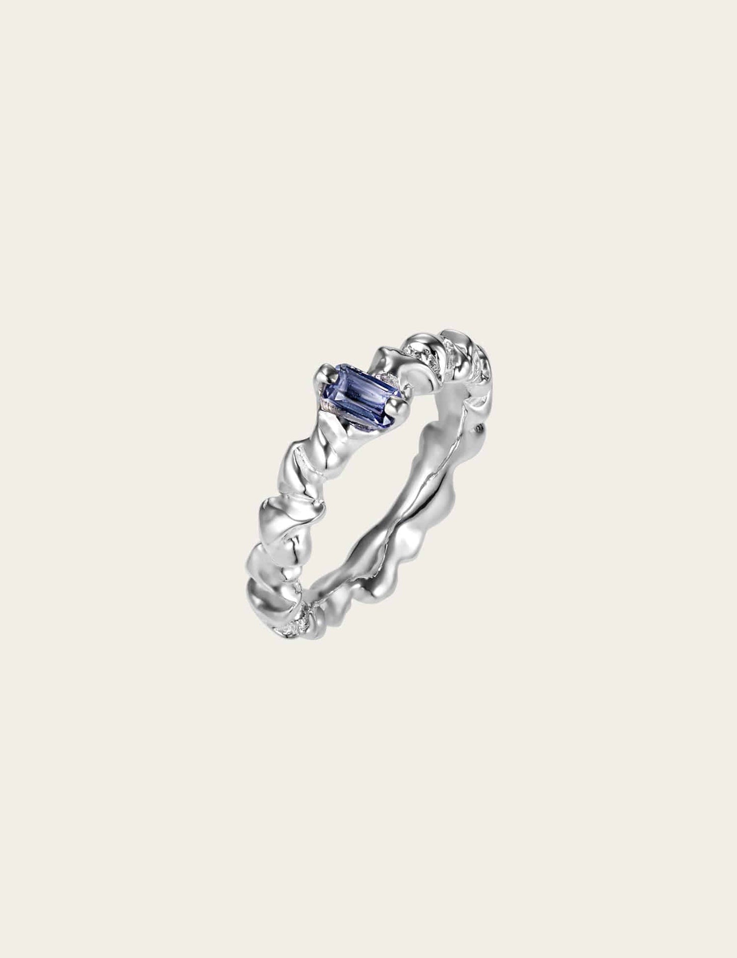 Crinkle Ring [ Garnet ,Peridot ,Iolite ]