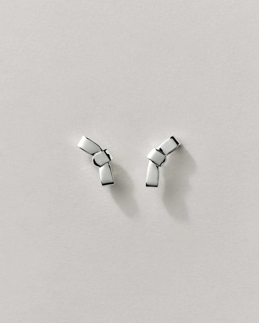 Petite Cravat Earing