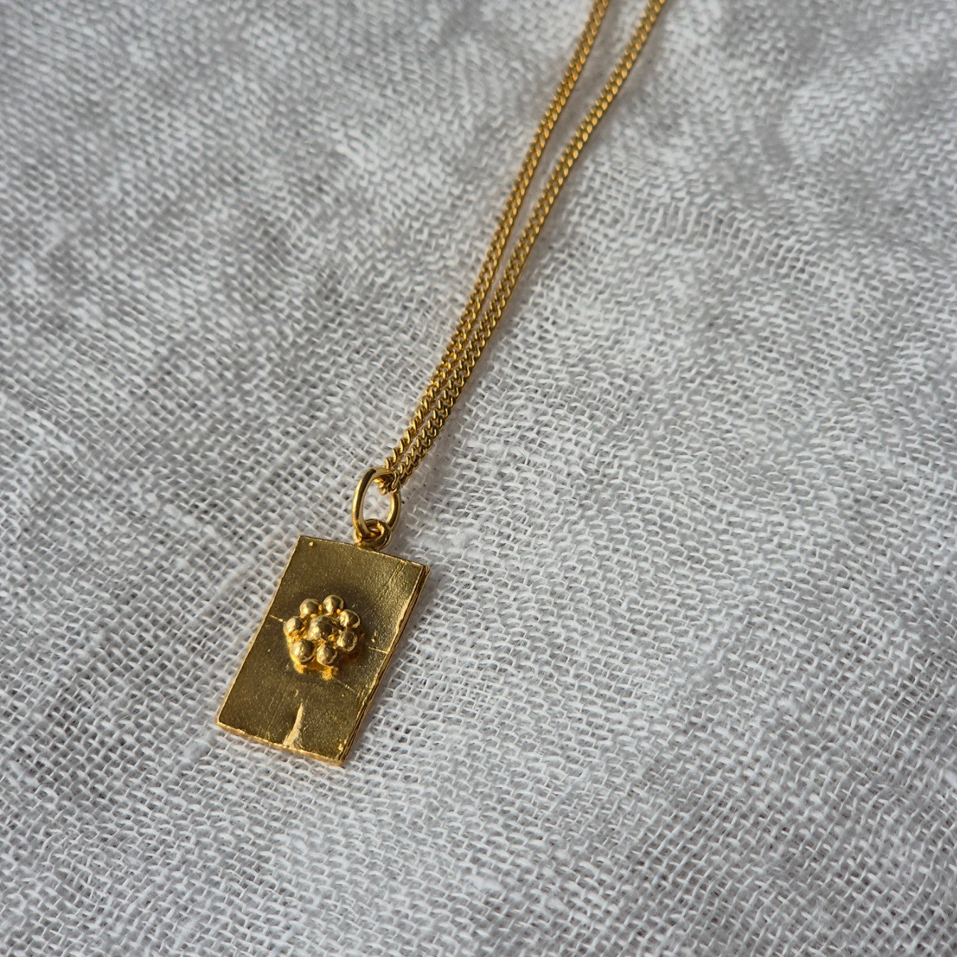 MEDALLA FLORECITA PENDANT