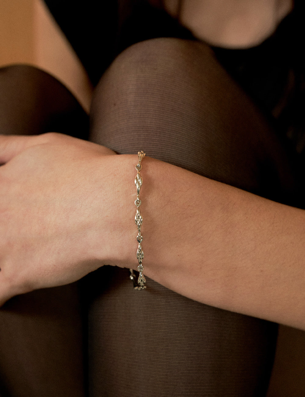 Modern Wave Link Bracelet